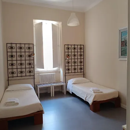 Daniel's House Apartman